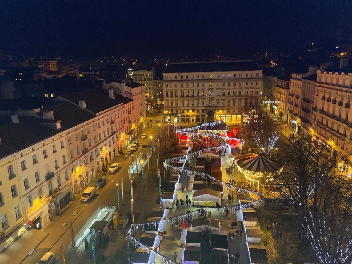 22 Chic & Cosy Grand Appart 92M2 Parking Gratuit Hypercentre Netflix Saint-Etienne  Extérieur photo