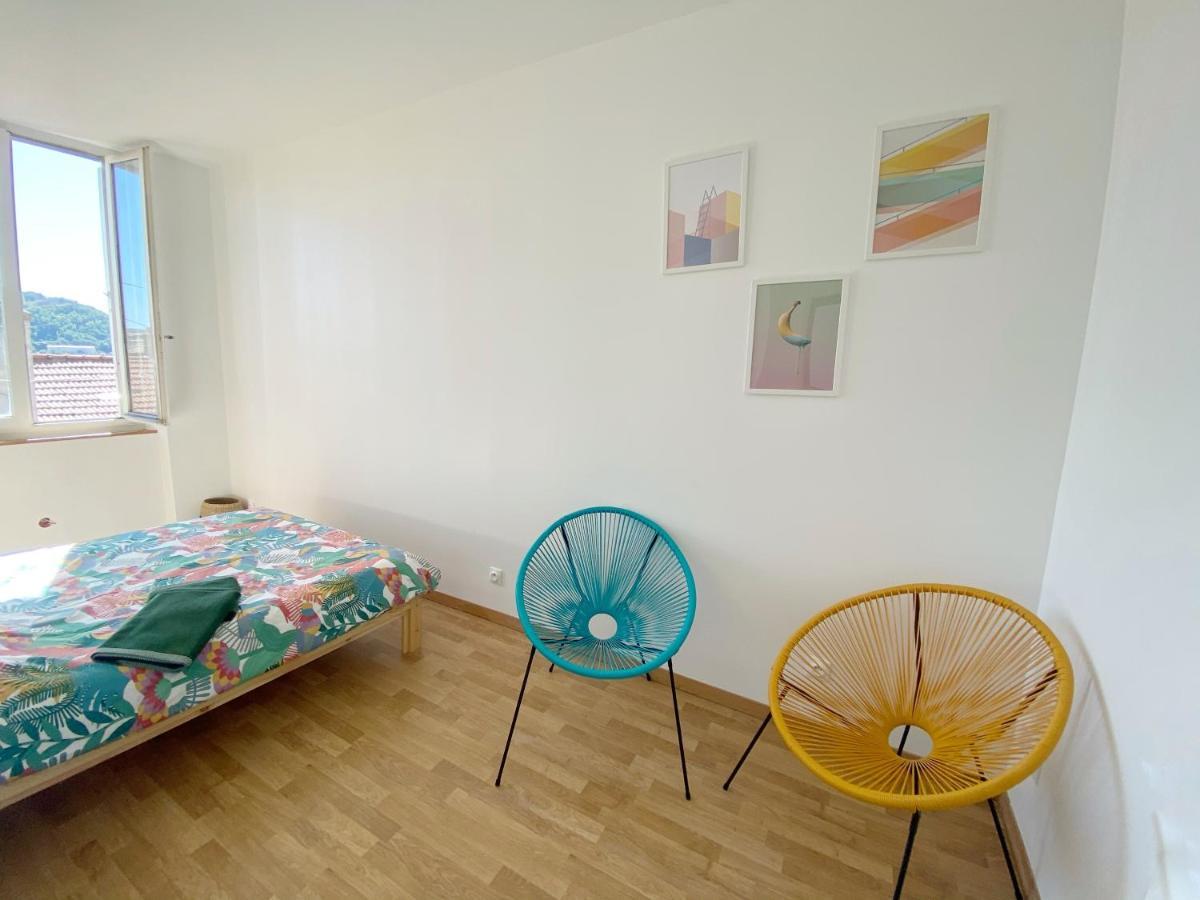 22 Chic & Cosy Grand Appart 92M2 Parking Gratuit Hypercentre Netflix Saint-Etienne  Extérieur photo